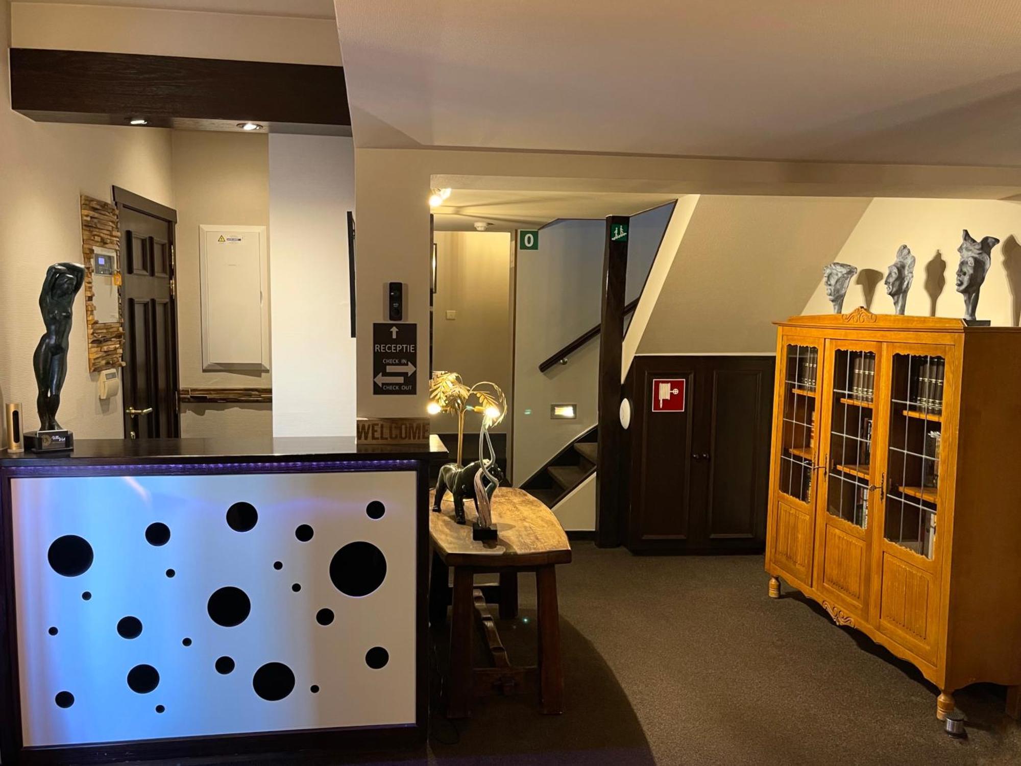 Villa Hotel (Adults Only) Westende Buitenkant foto